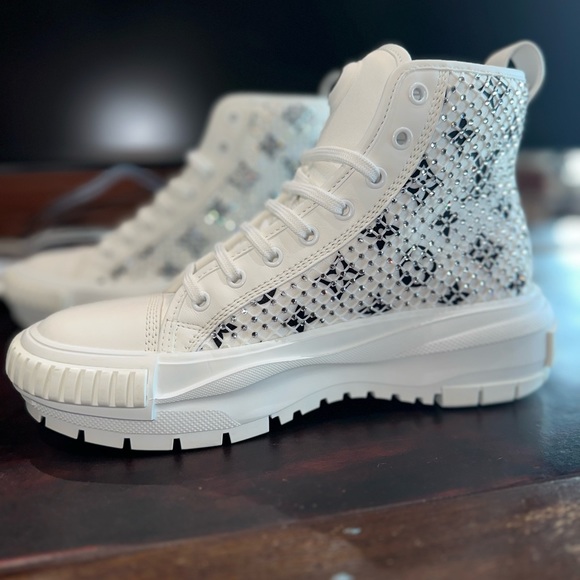 Louis Vuitton LV Squad Sneaker boots. Authentic box, dust bag, and receipt. 39 - Picture 3 of 9